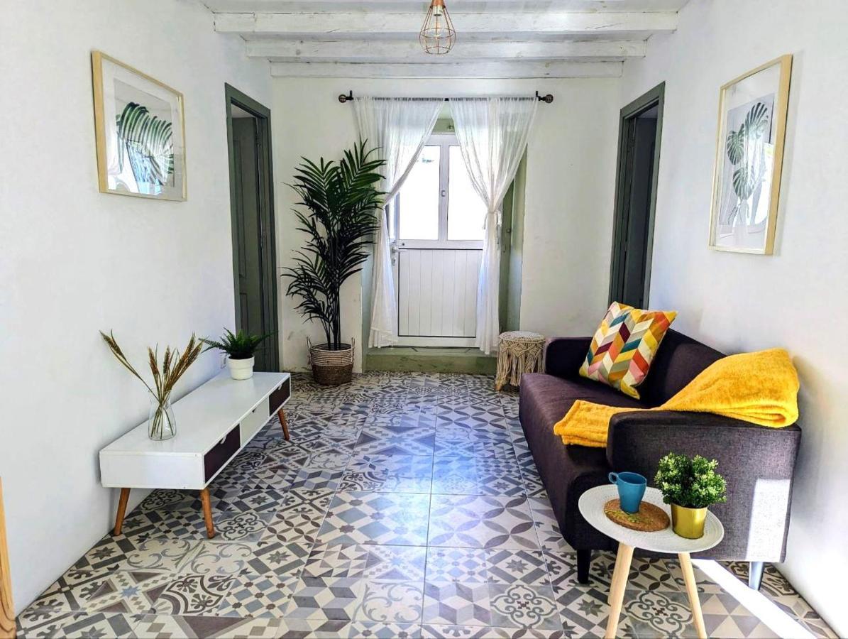 Cozy 3 Bedroom Home - Close To Beach Lourinhã Zewnętrze zdjęcie